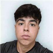 Estudiante del grado de Ingeniería Informática en la Universidad Politécnica de Madrid que imparte clases de Matemáticas y Física